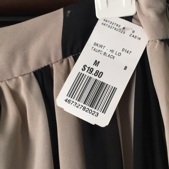 Hi Low Stripped skirt - Picture 2 of 2